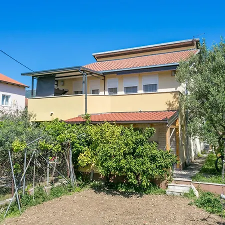 Apartamento With A Parking Space Kastel Luksic, - 22469 *